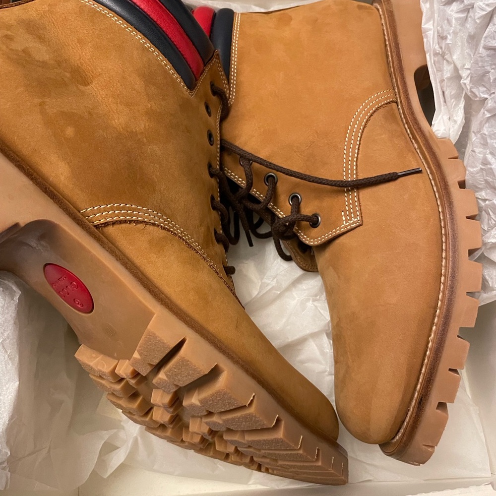 Gucci Tan Leather Boots with Red and Blue Stripes size 12 1/2